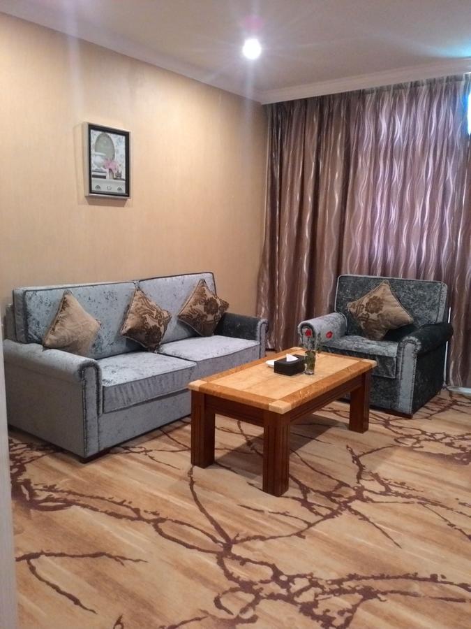 Apollo Hotel Rangoon Buitenkant foto