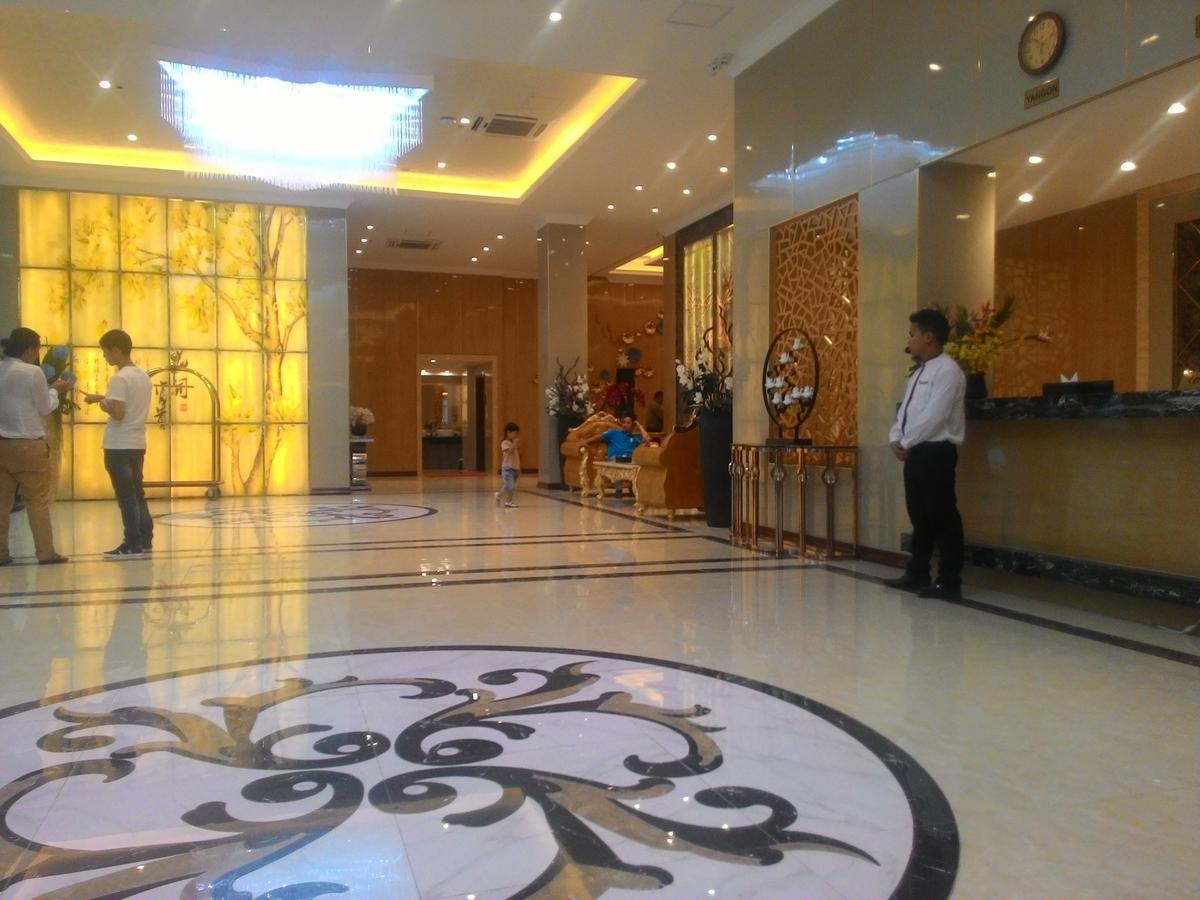 Apollo Hotel Rangoon Buitenkant foto
