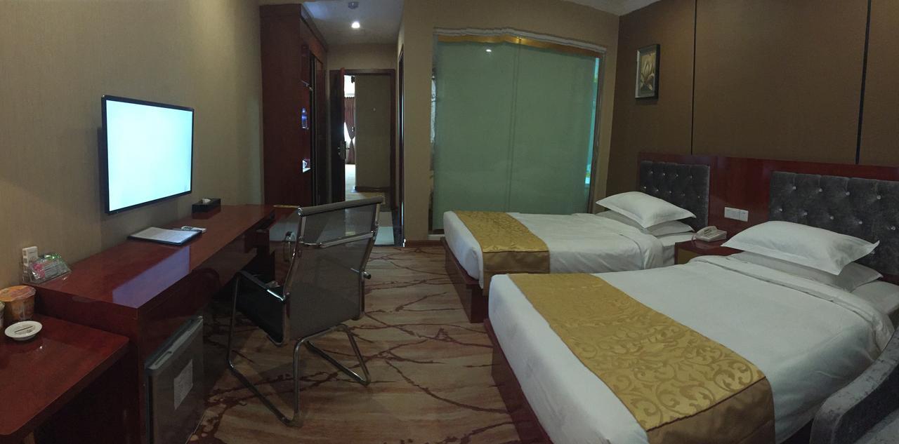 Apollo Hotel Rangoon Buitenkant foto